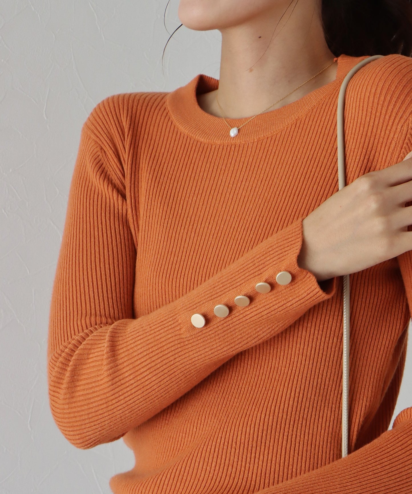 【SALE】金釦付きリブニット