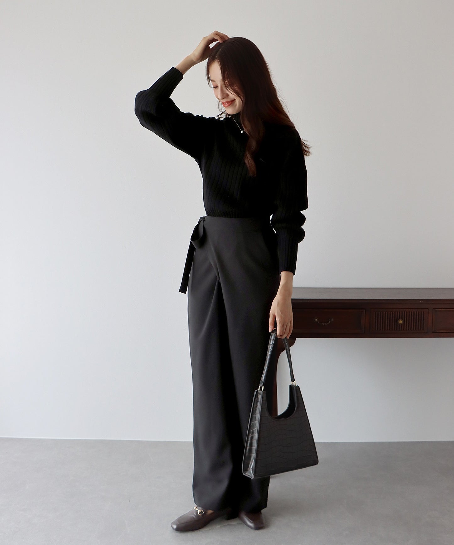 【SALE】ハイネックリブニット