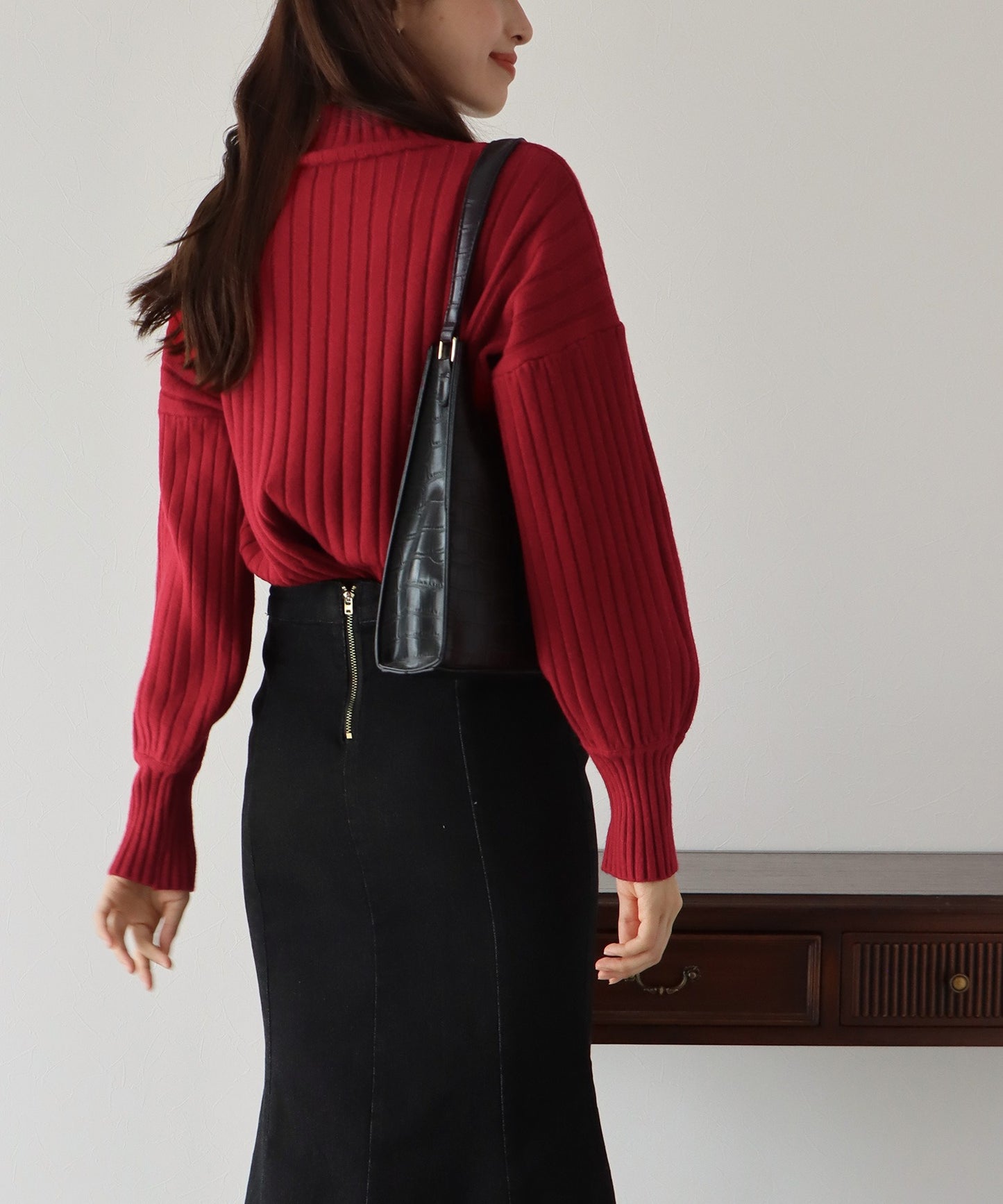 【SALE】ハイネックリブニット