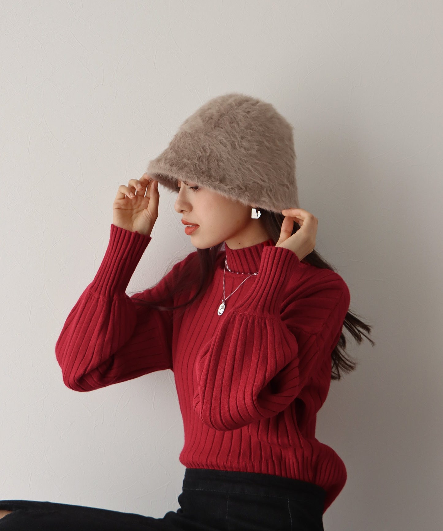 【SALE】ハイネックリブニット