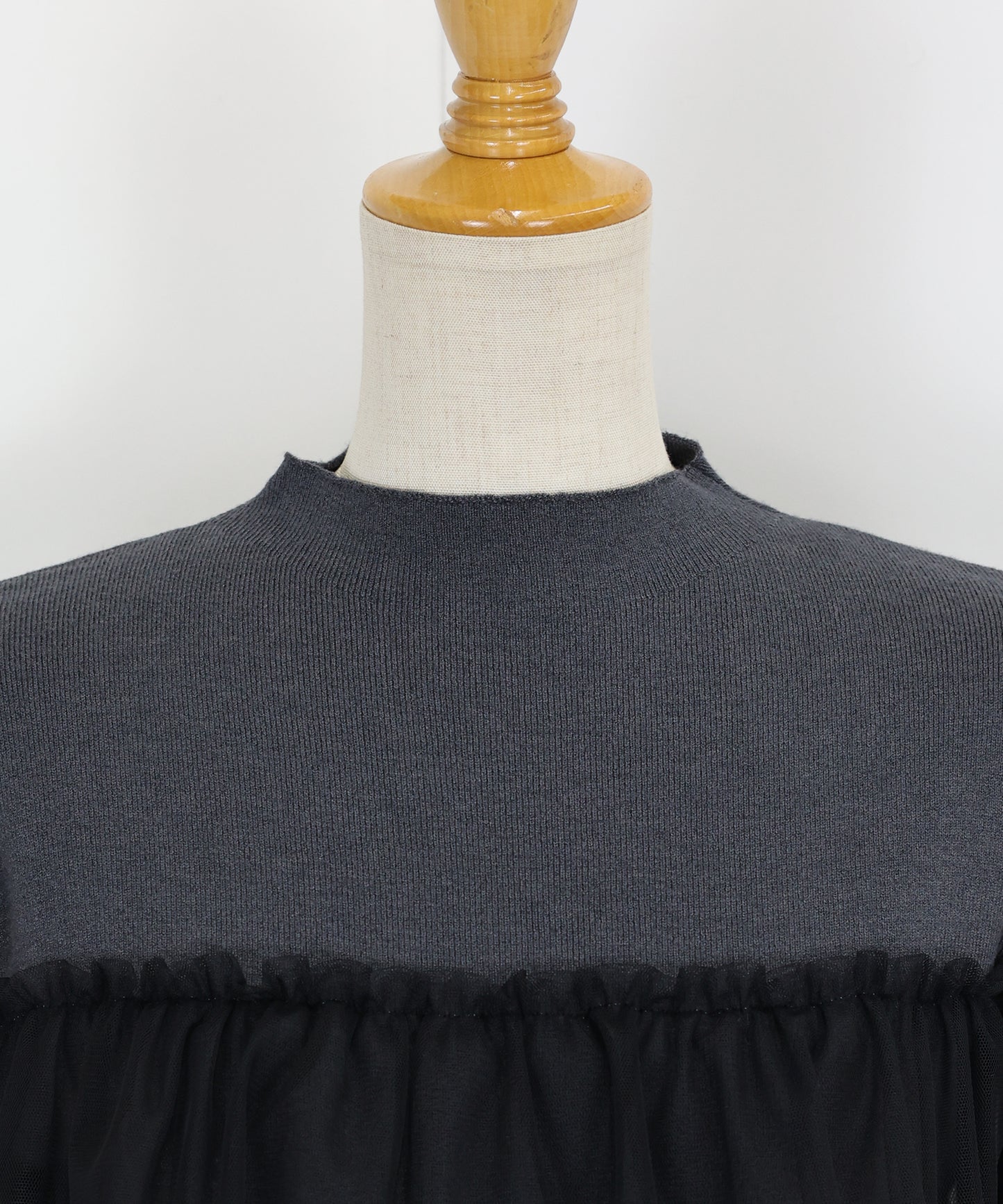 【TIME SALE】フリルチュール長袖ニット