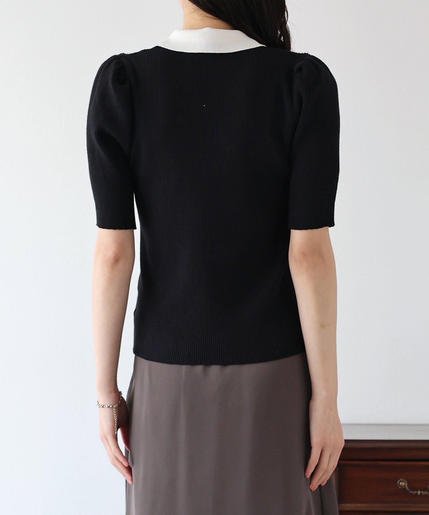 【SALE】白衿パフスリーブニット