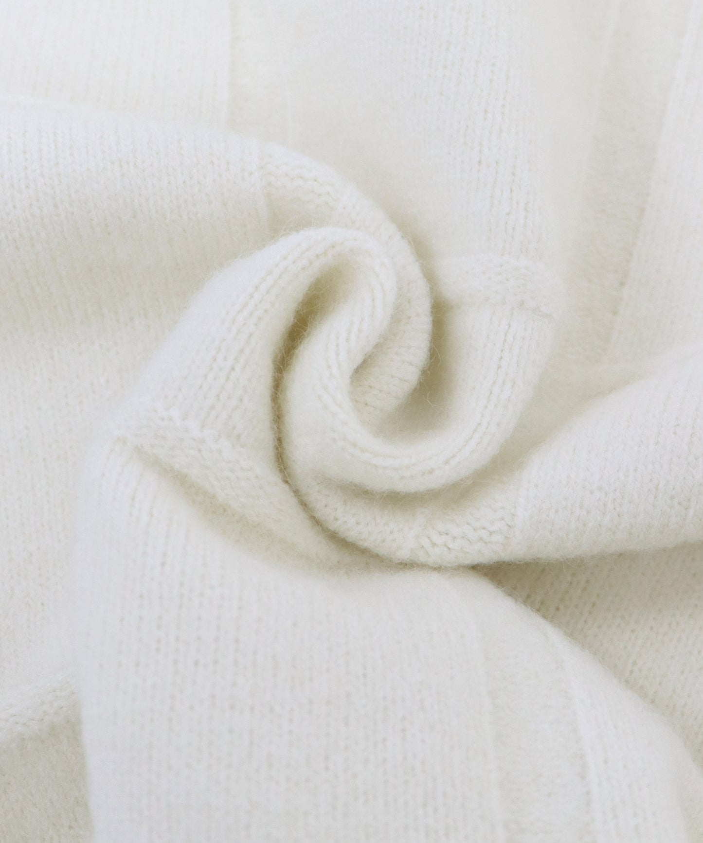 【SALE】ウィンドウペーンチェックニット