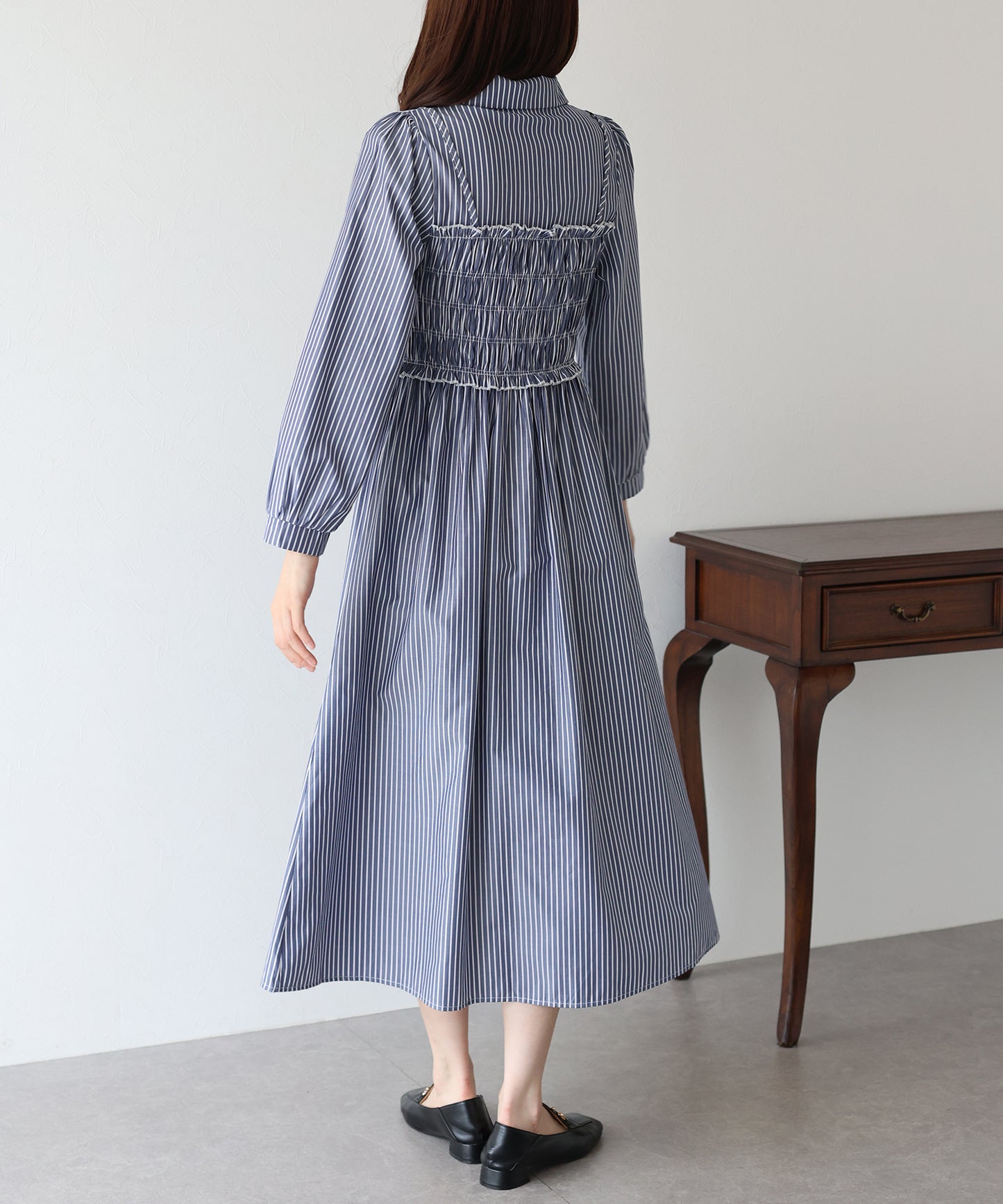 【早割5%OFF】シャーリングシャツワンピース