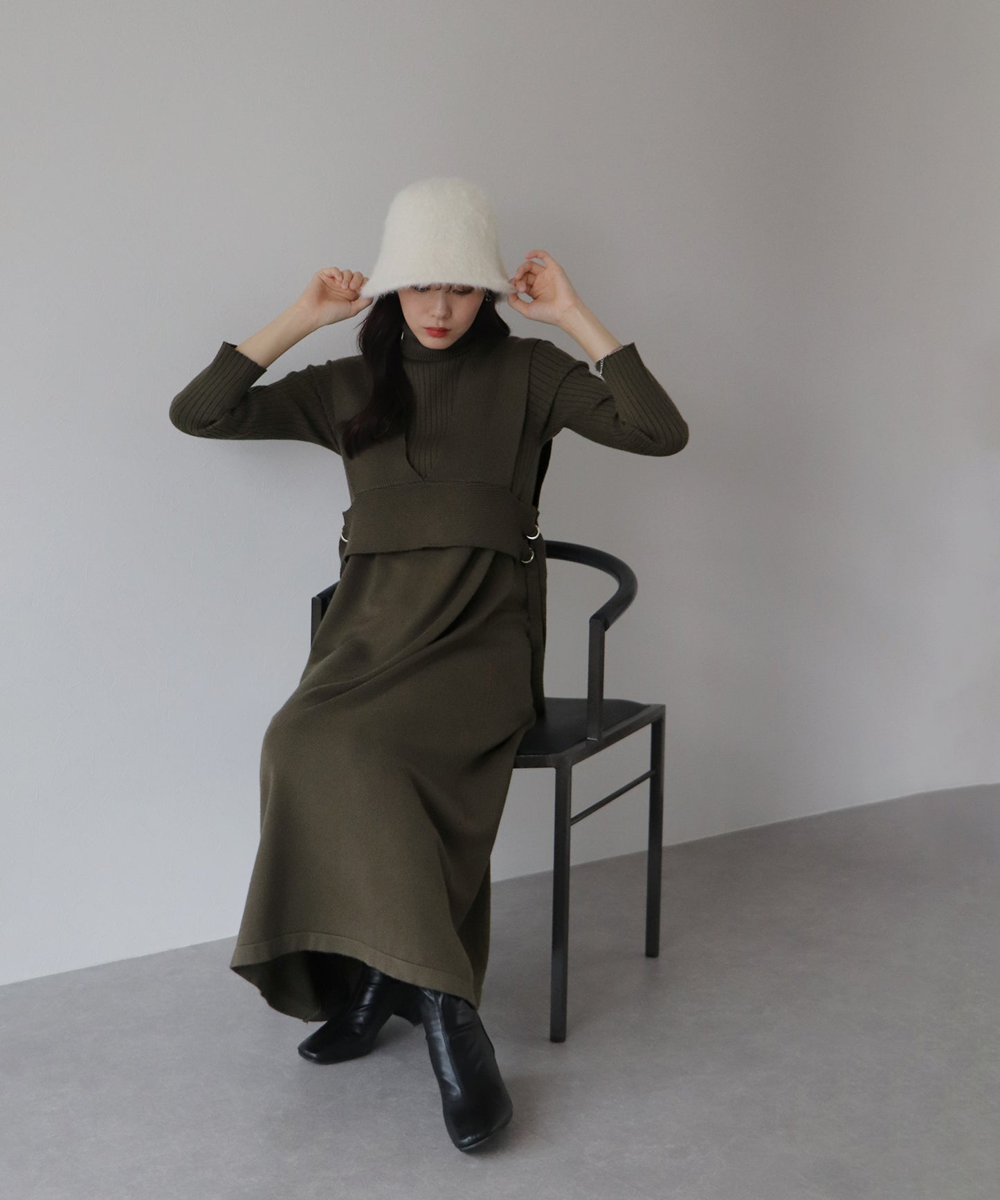 【TIME SALE】ニットビスチェ&タートルネックリブニットワンピース セットアップ