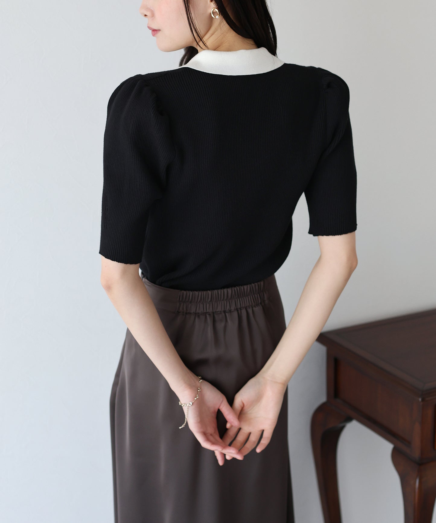 【SALE】白衿パフスリーブニット