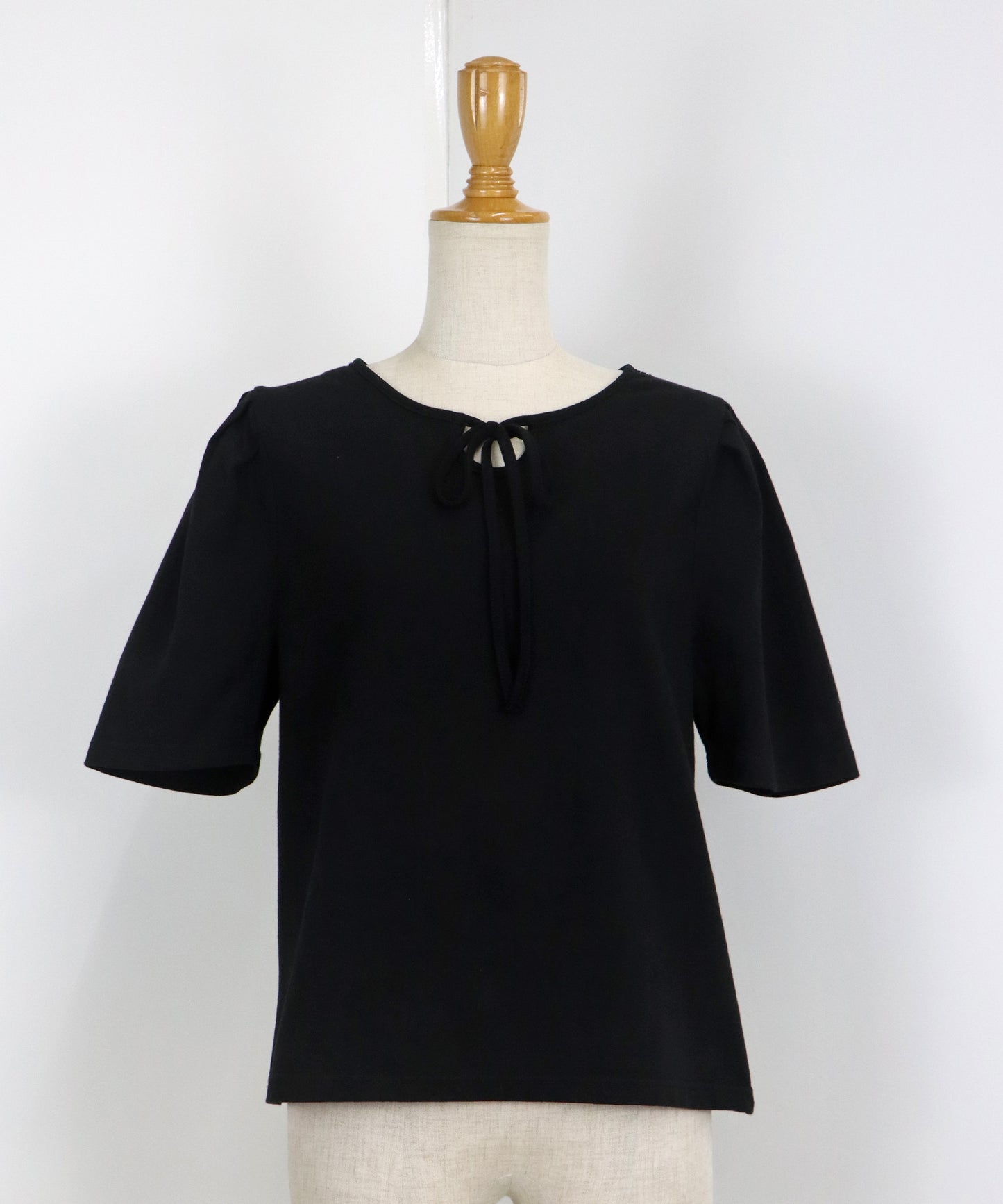 【TIME SALE】パイピングリボンタックTシャツ