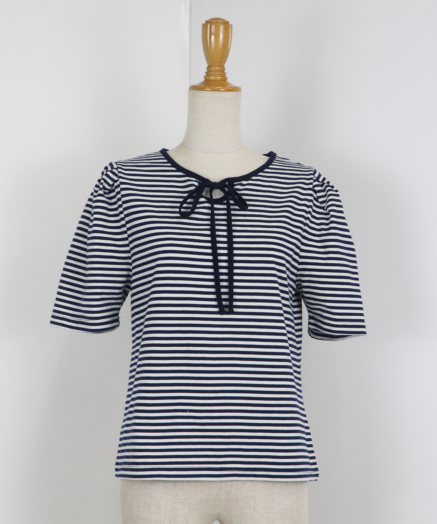 【TIME SALE】パイピングリボンタックTシャツ