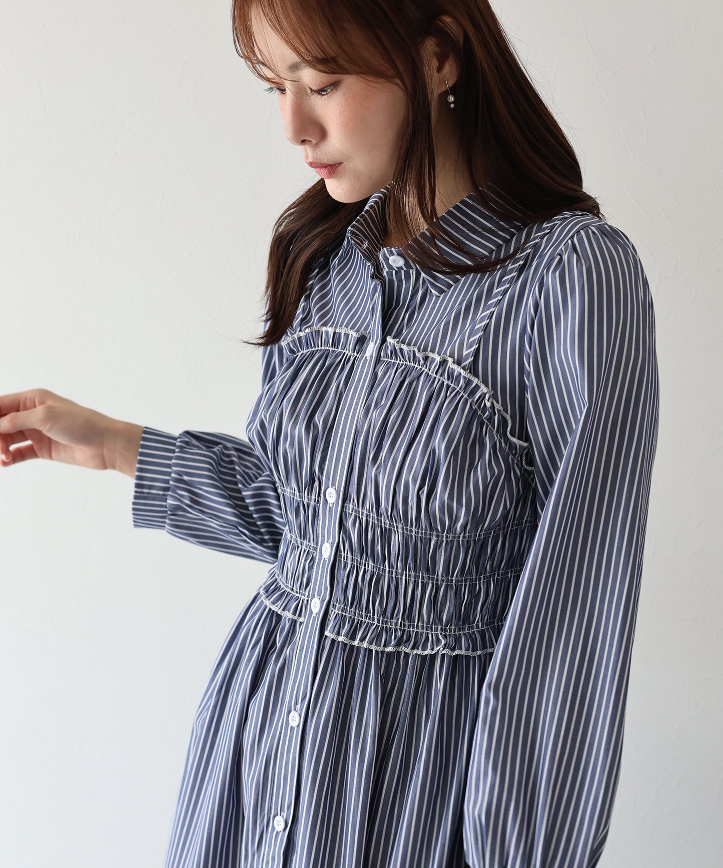 【早割5%OFF】シャーリングシャツワンピース