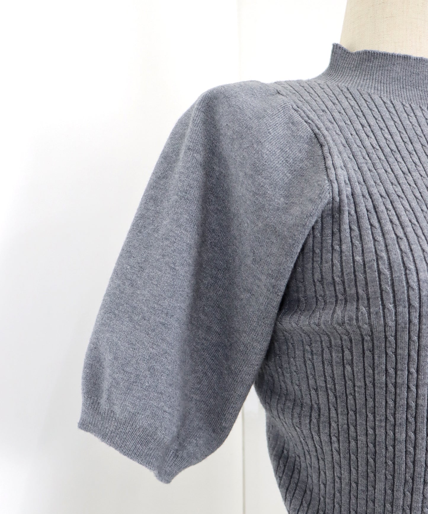 【SALE】パフスリーブ半袖ミニケーブルニット