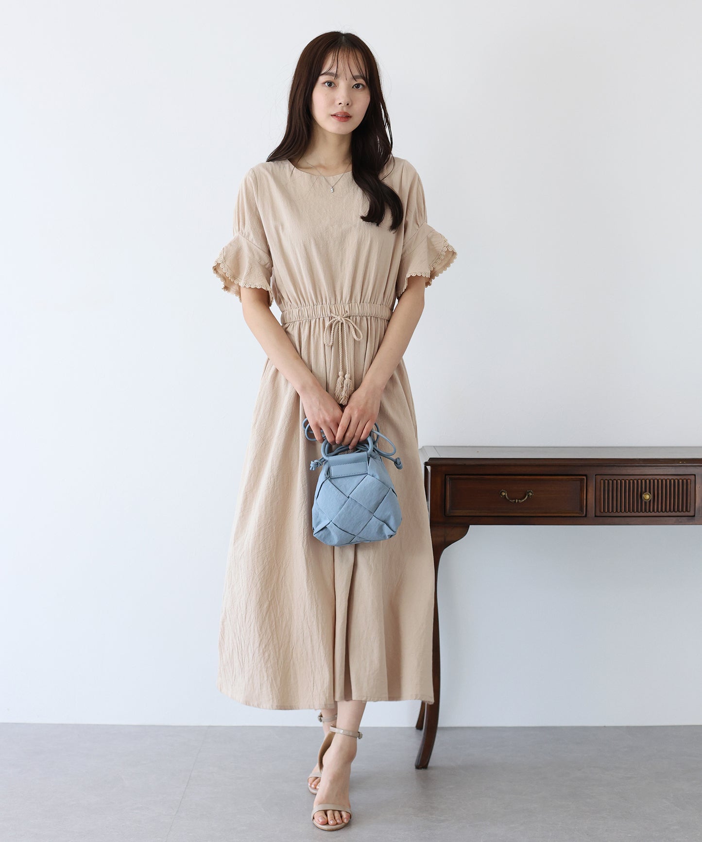 【SALE】袖レースドロストワンピース