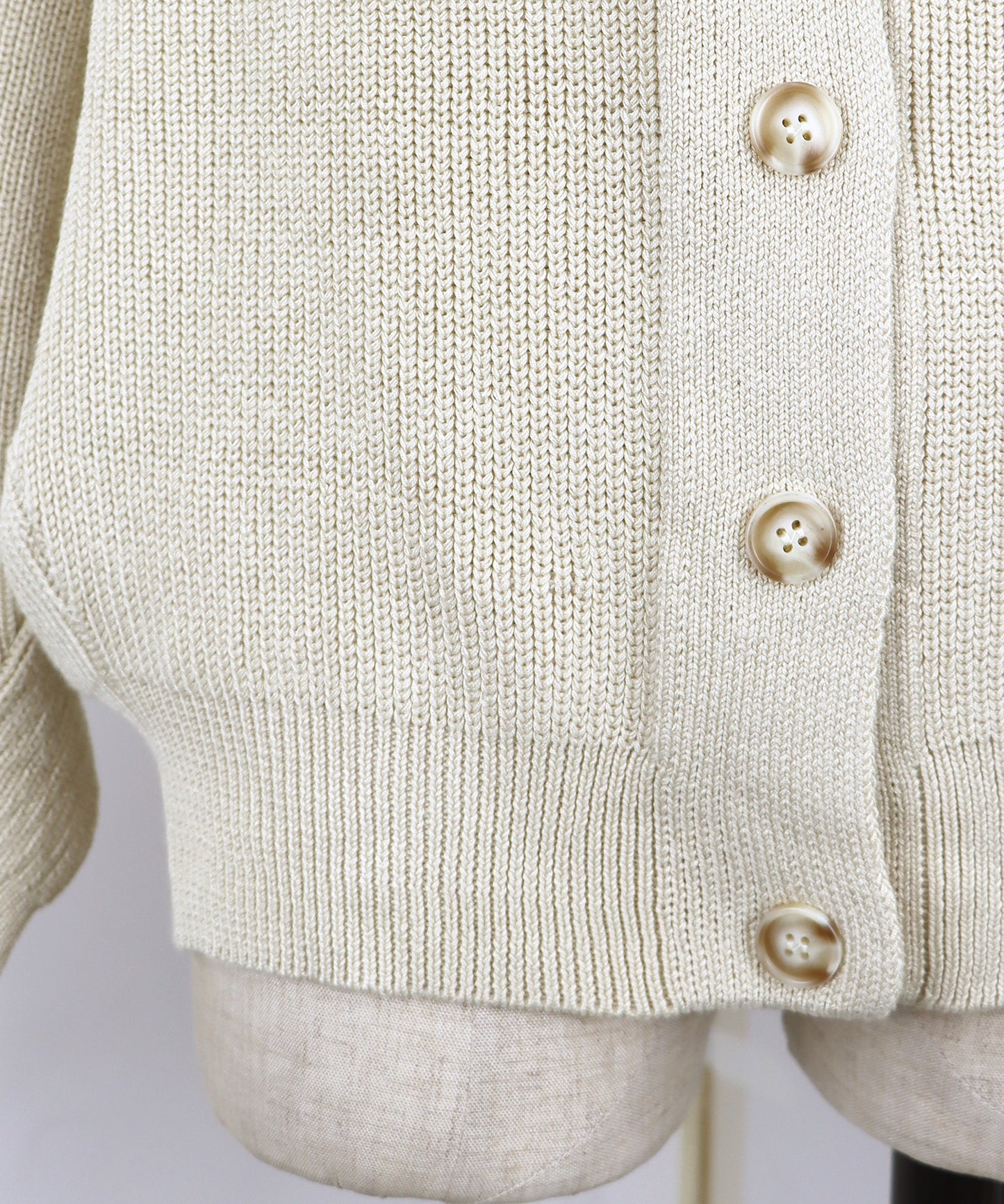 【SALE】なめらかざっくりVネックカーディガン