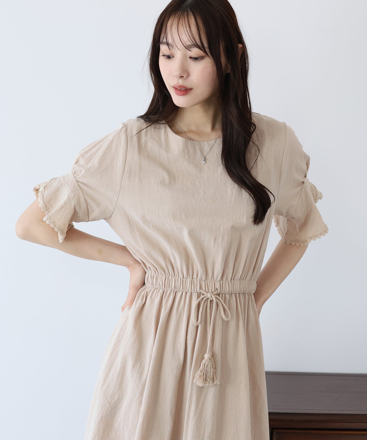 【SALE】袖レースドロストワンピース