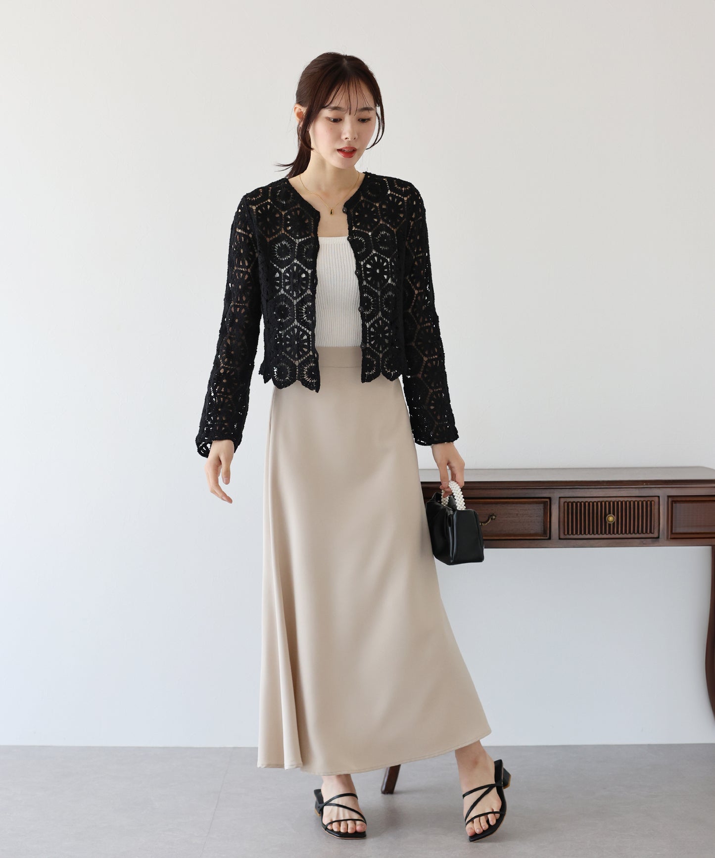 【SALE】透かし編み風モチーフレースカーディガン