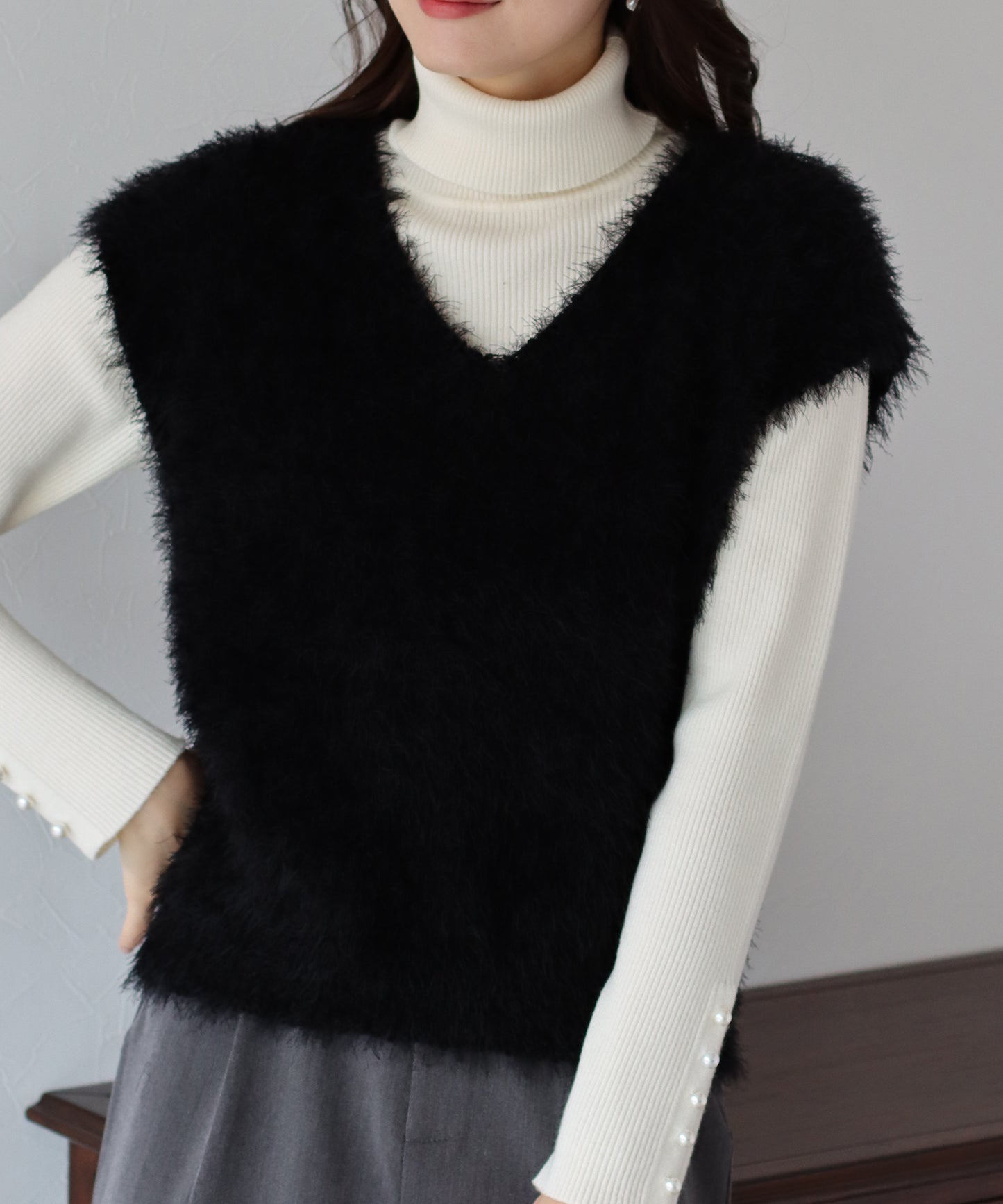 【SALE】ぽこぽこVネックシャギーニットベスト