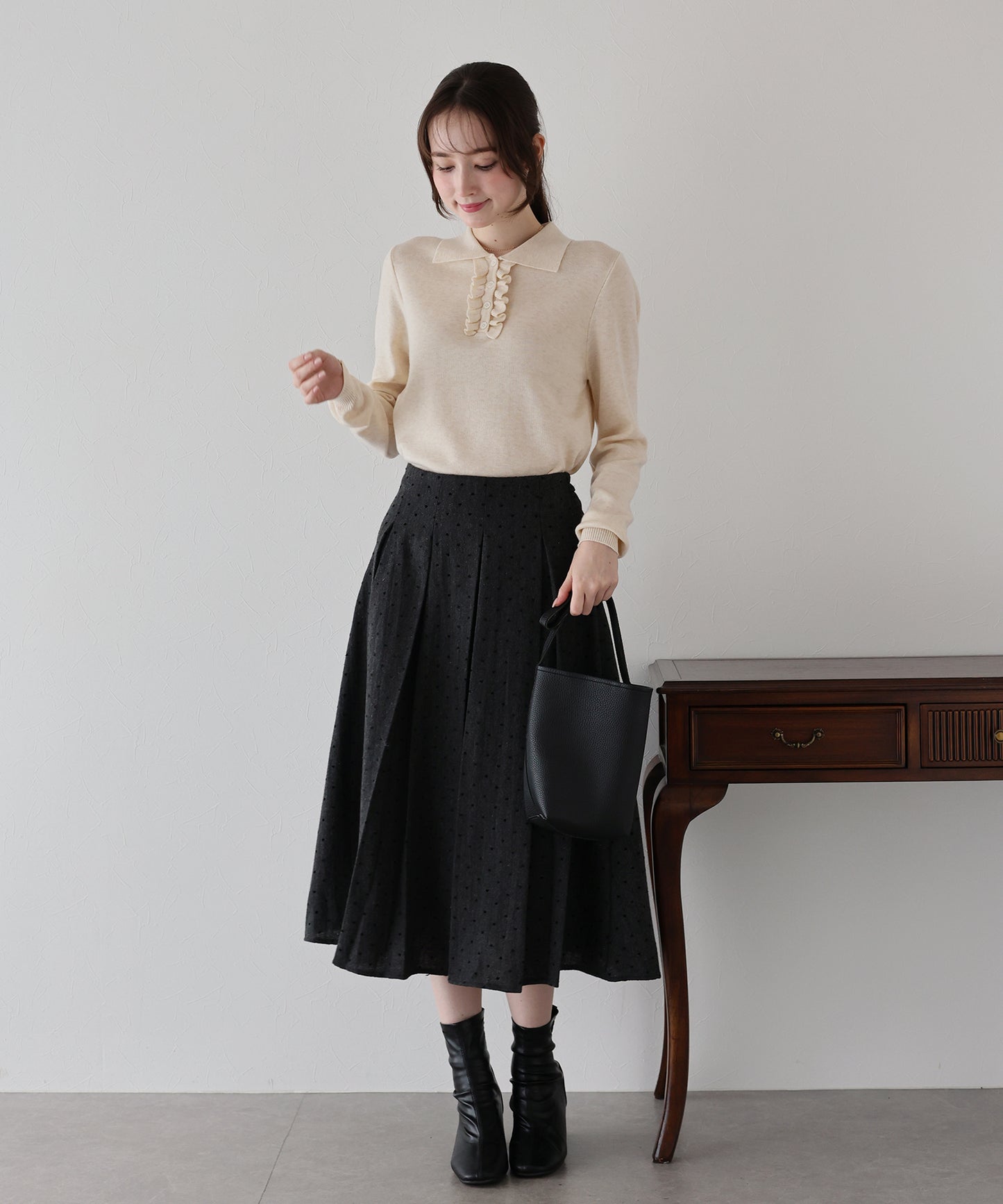 【早割5%OFF】ウール混フロントフリルポロニット