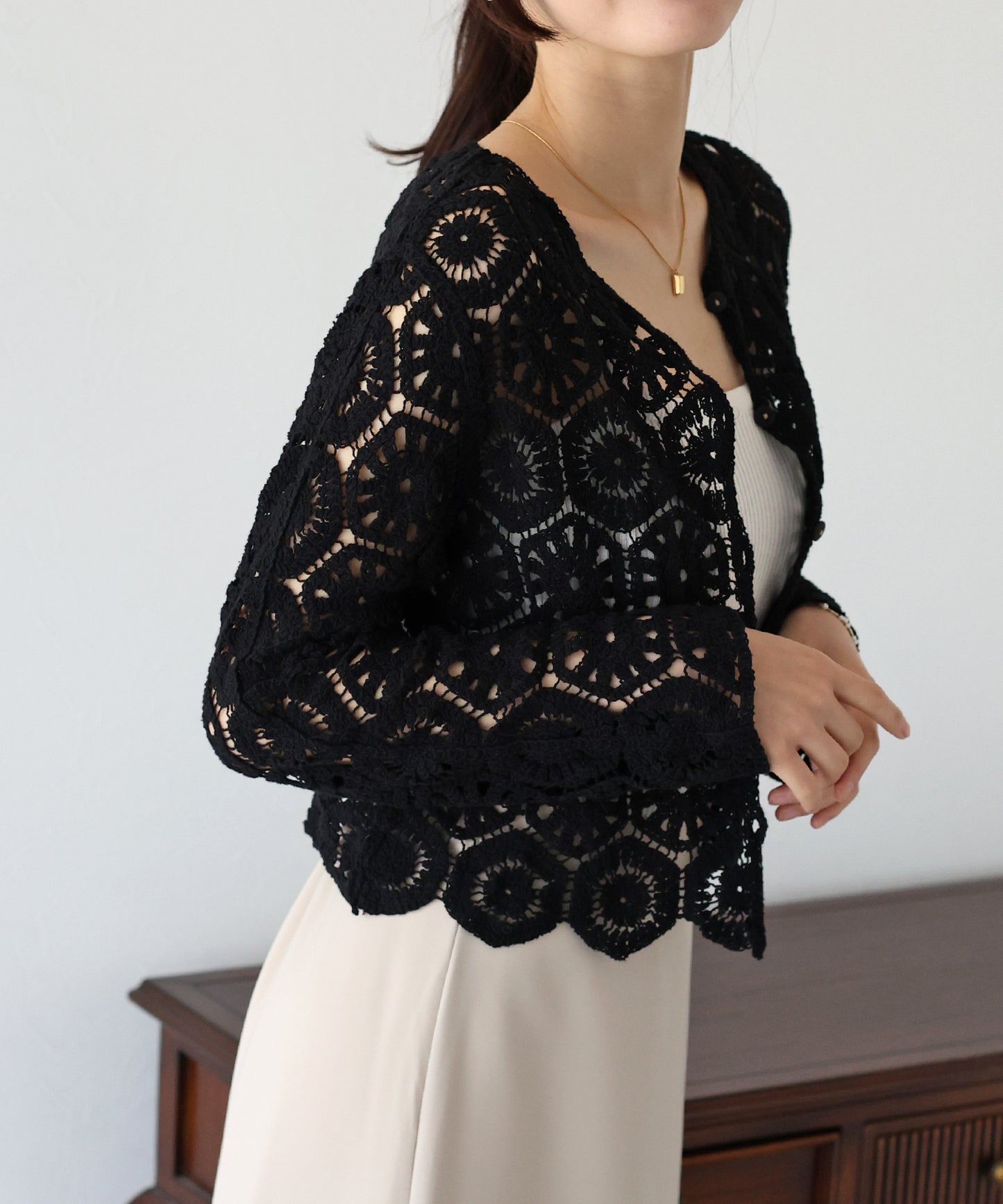 【SALE】透かし編み風モチーフレースカーディガン