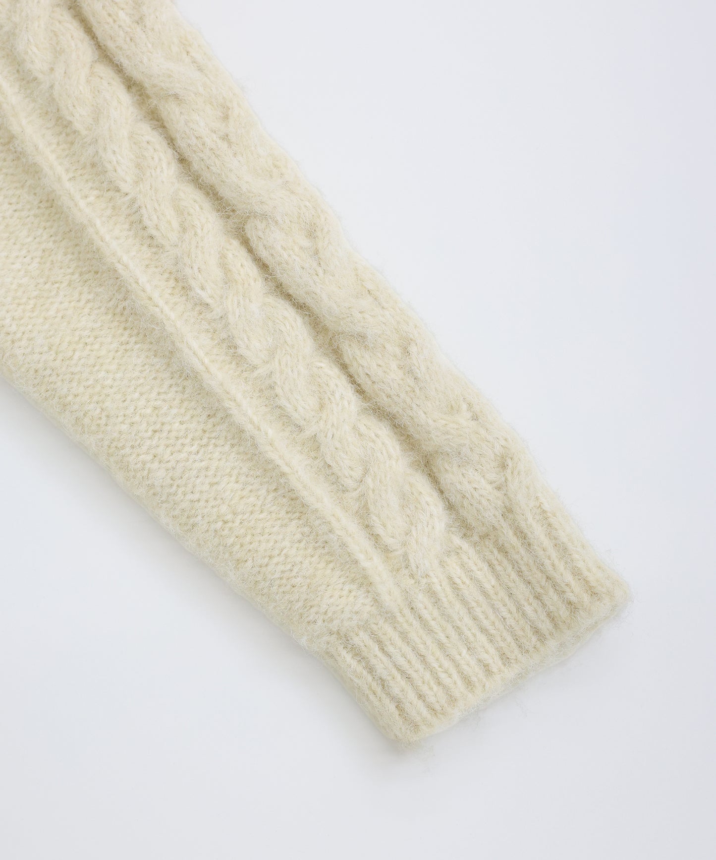 ポップコーンケーブルニットカーディガン