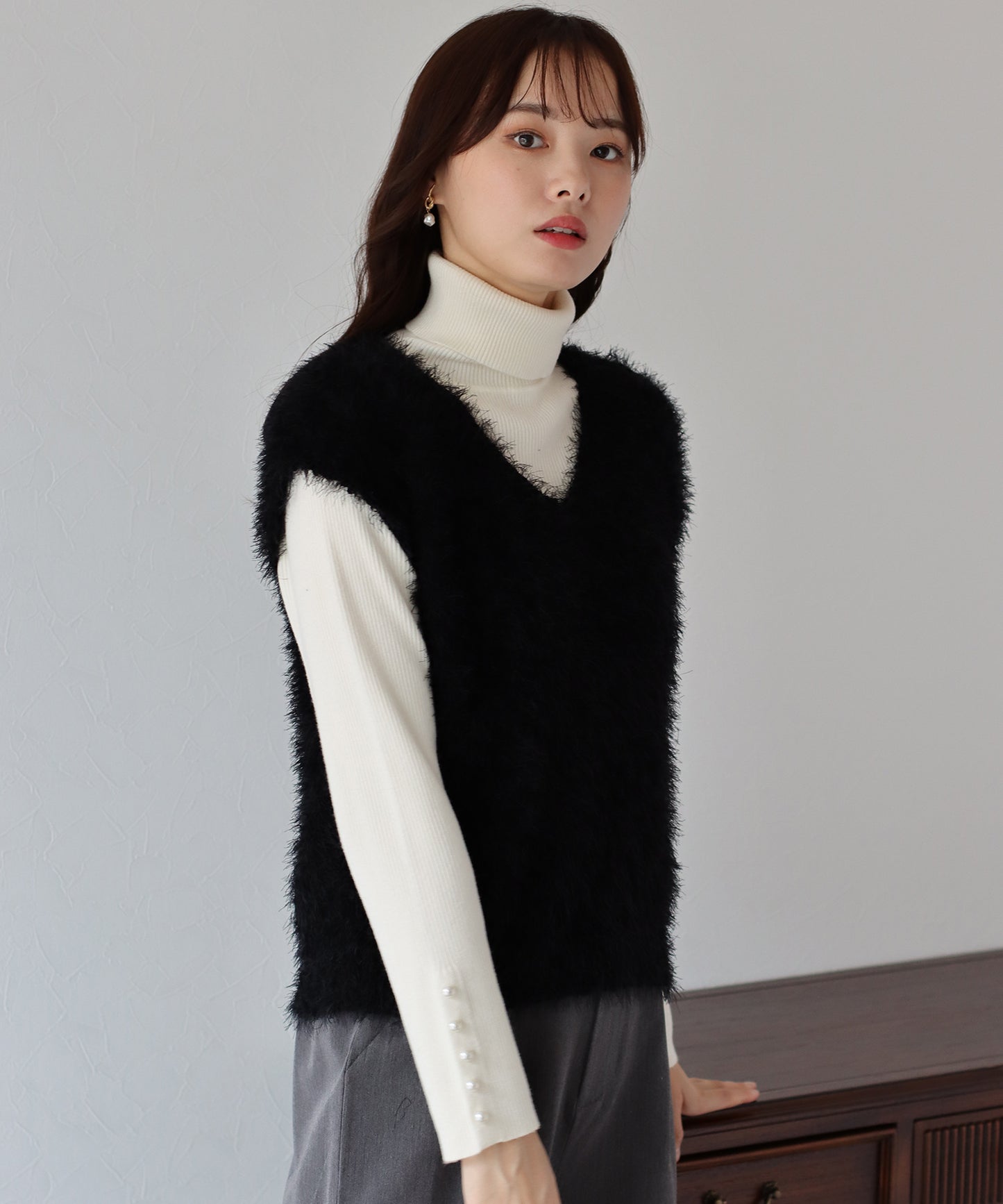 【SALE】ぽこぽこVネックシャギーニットベスト