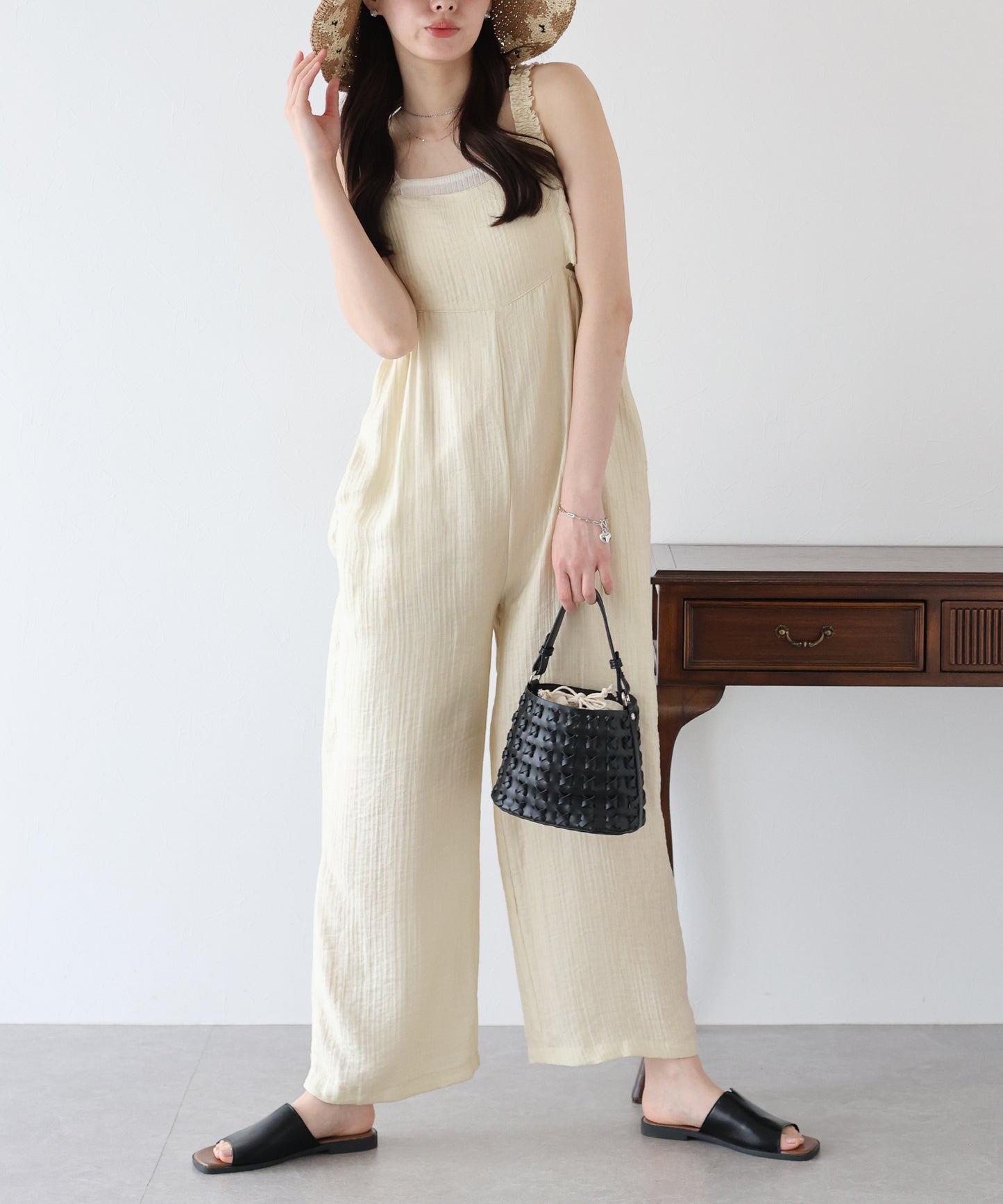 【SALE】カットアウトオールインワン