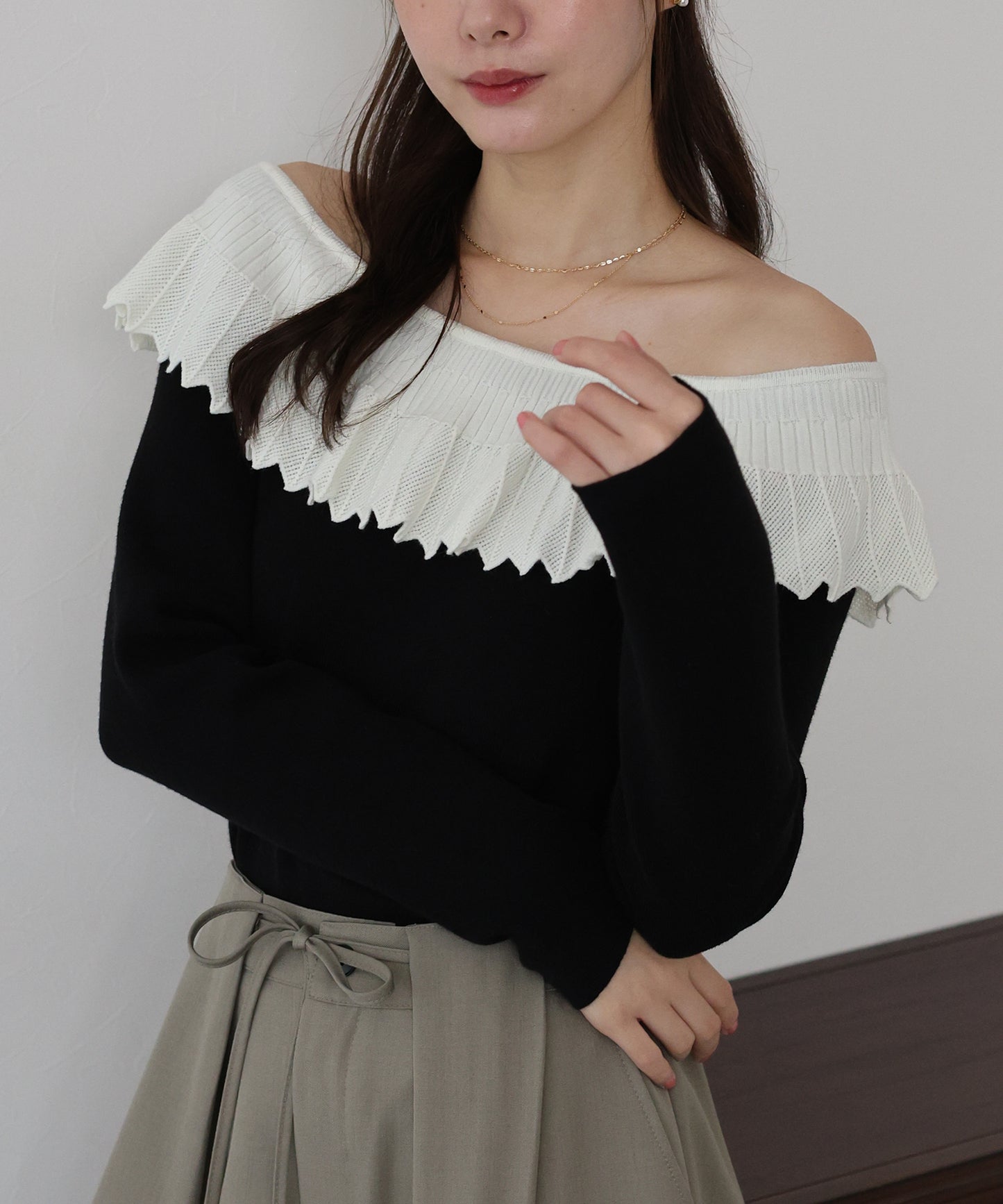 レース襟ニット