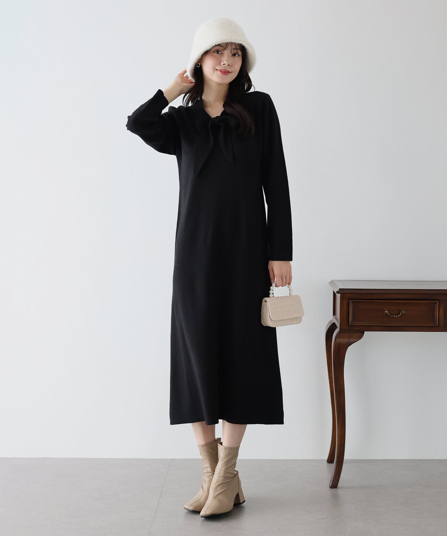 【TIME SALE】ボウタイニットワンピース