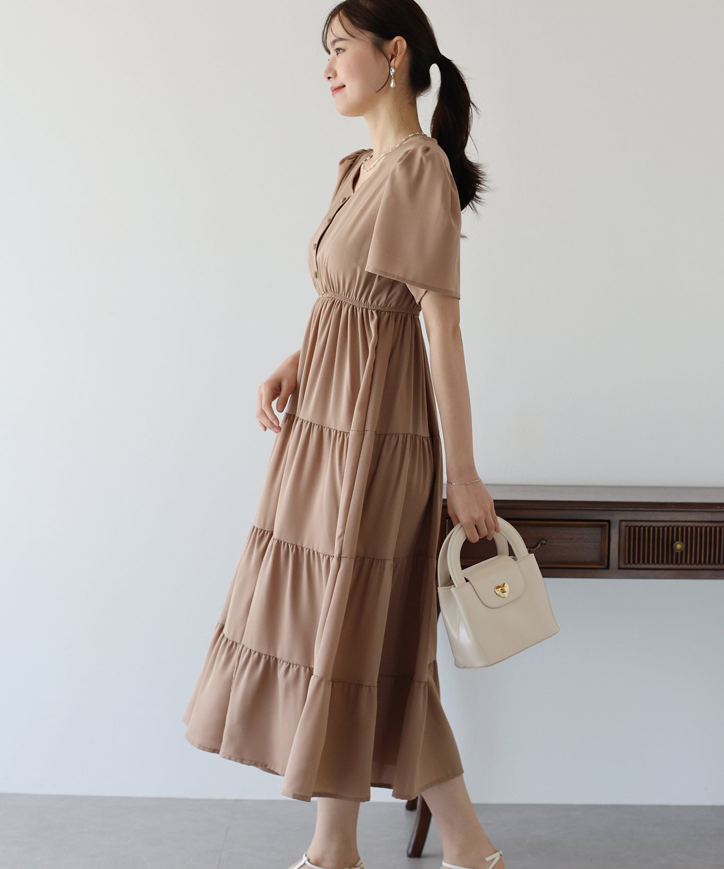 【SALE】フレアスリーブティアードワンピース