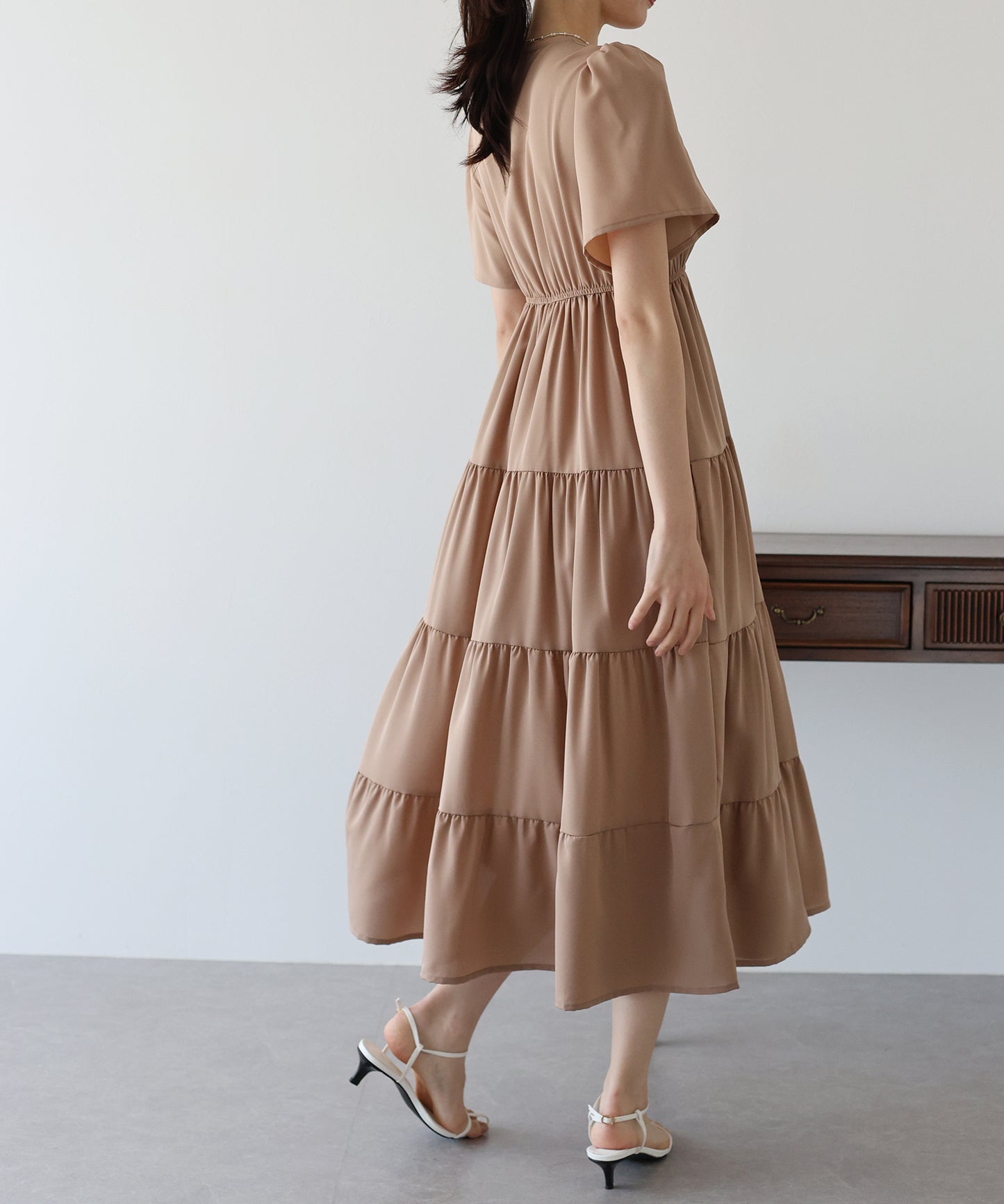 【SALE】フレアスリーブティアードワンピース