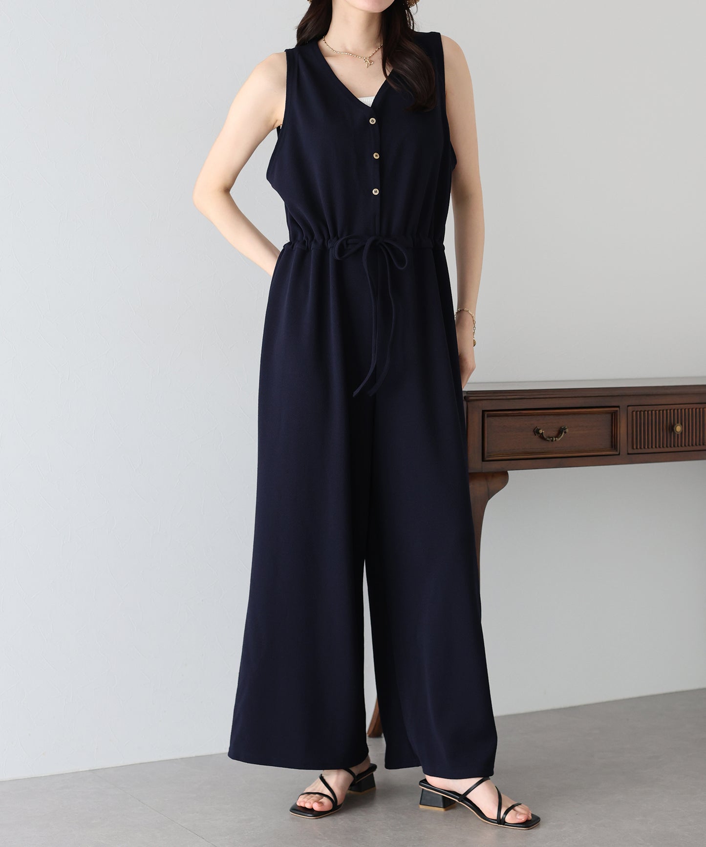 【SALE】Vネックオールインワン