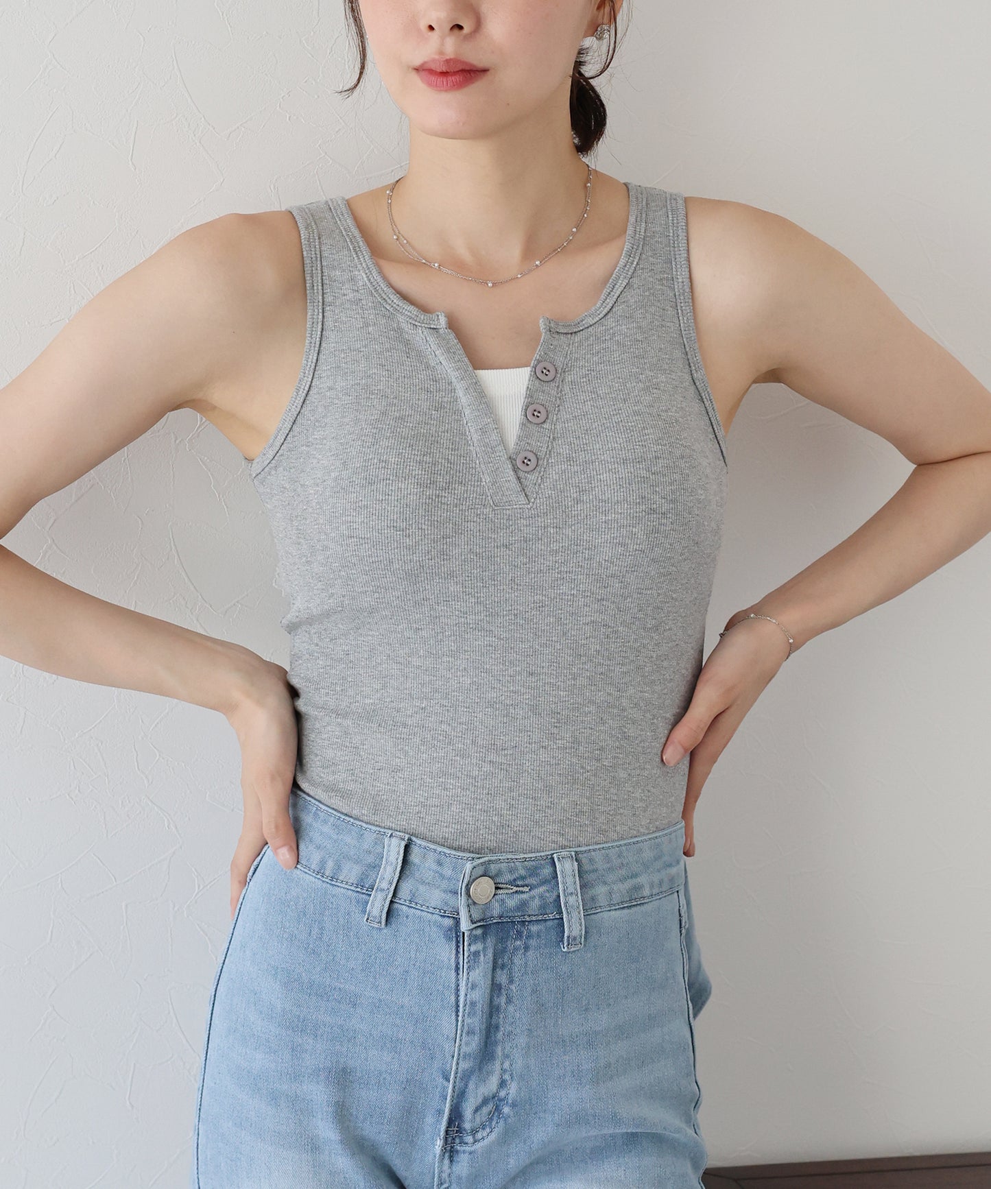 【TIME SALE】カップ付ヘンリーネックタンクトップ【ネコポス】