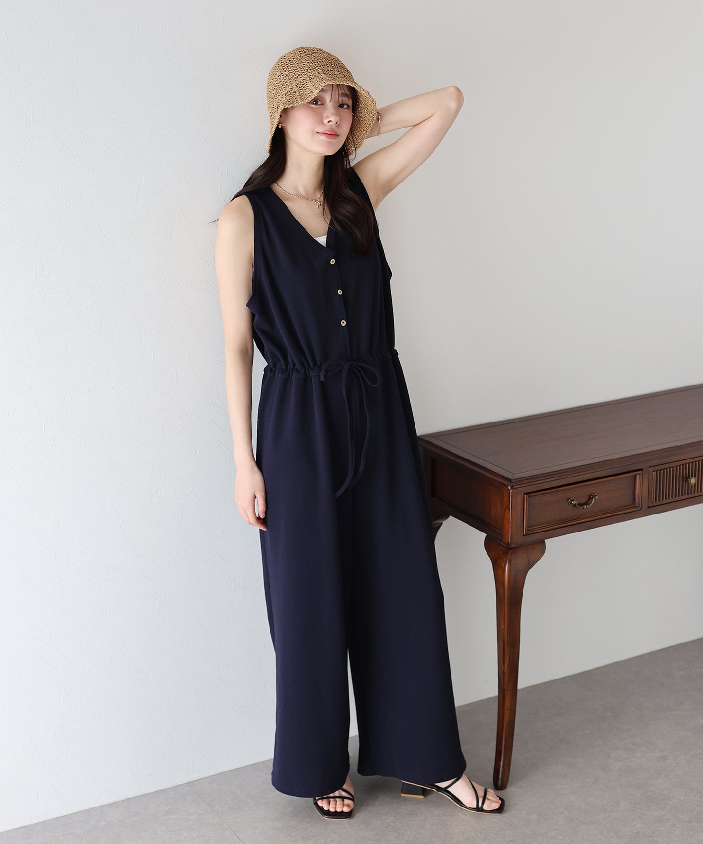 【SALE】Vネックオールインワン
