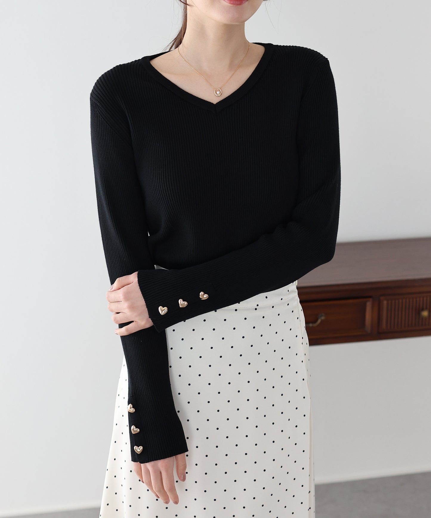 ハートボタンニット