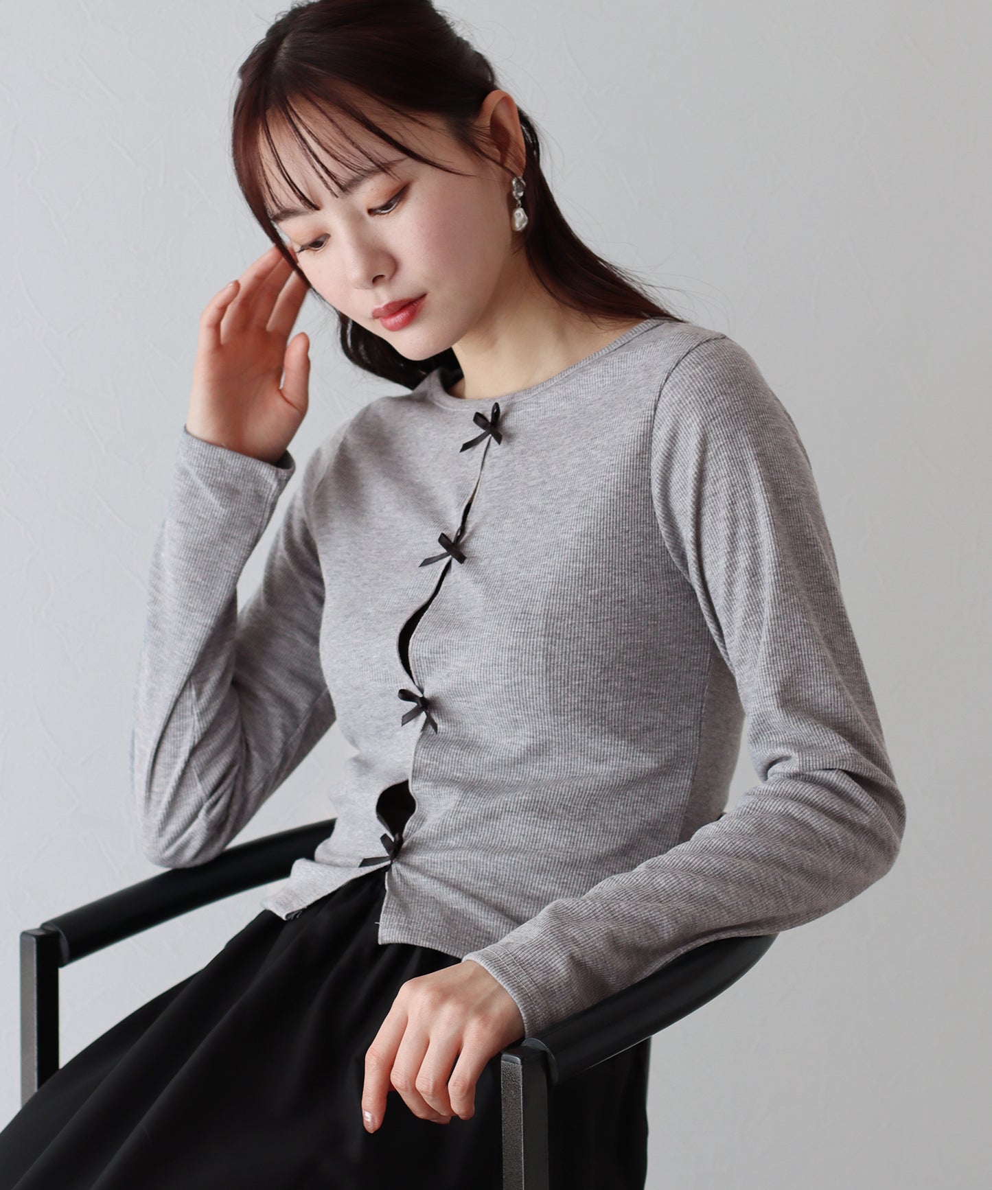 【SALE】ミニリボン付きホールデザインカットソー【ネコポス】