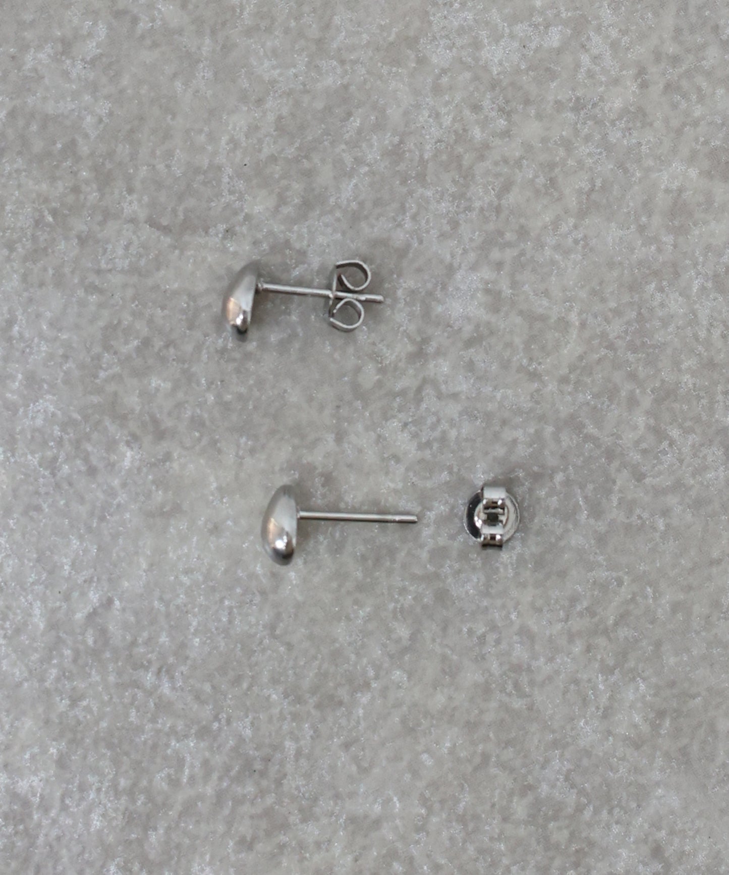 ミニドロップピアス / サージカルステンレス【ネコポス】