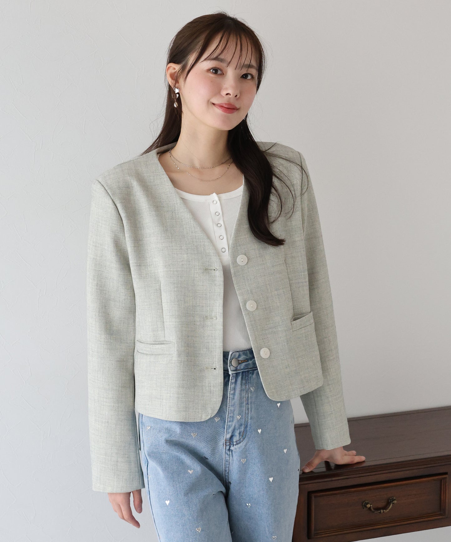 【TIME SALE】Vネックショート丈ジャケット