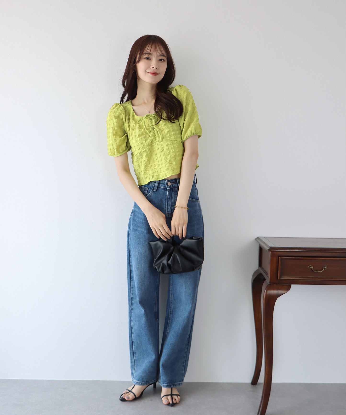 포코 포코 셔링 블라우스 【고양이 포스】