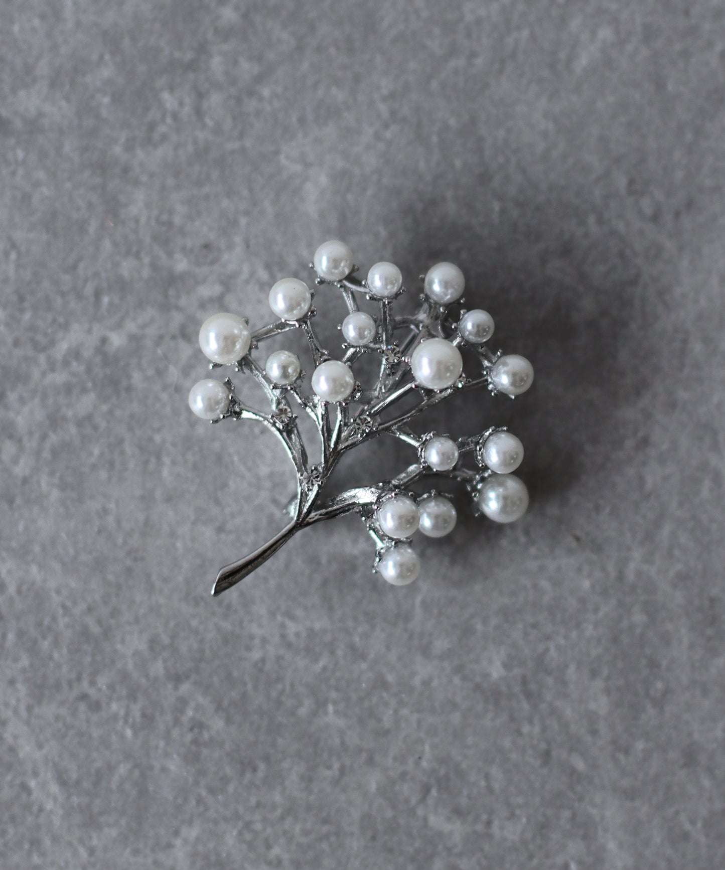 パールツリーブローチ【ネコポス】