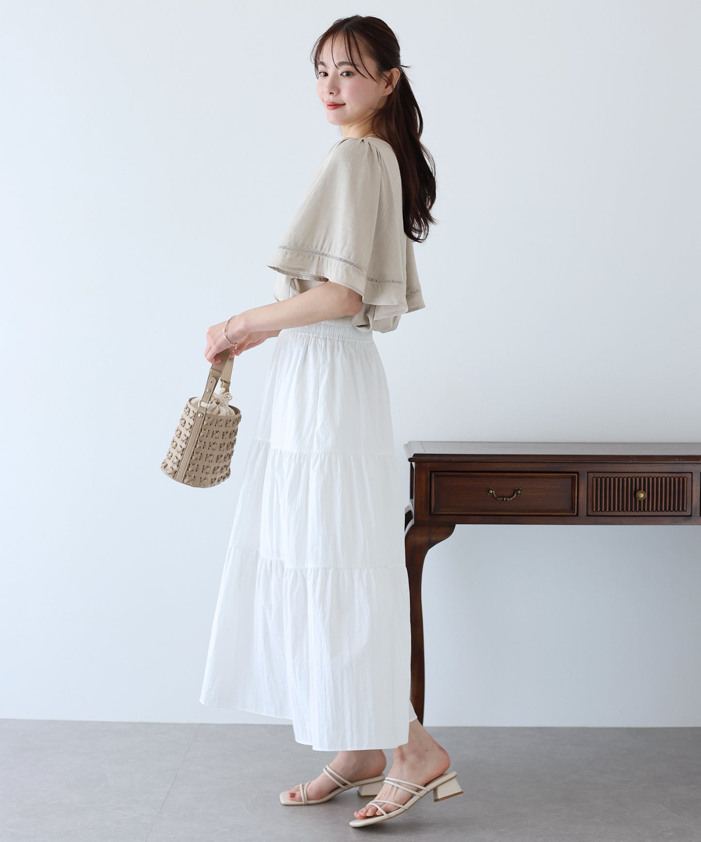 【SALE】ケープ袖リネンブラウス【ネコポス】