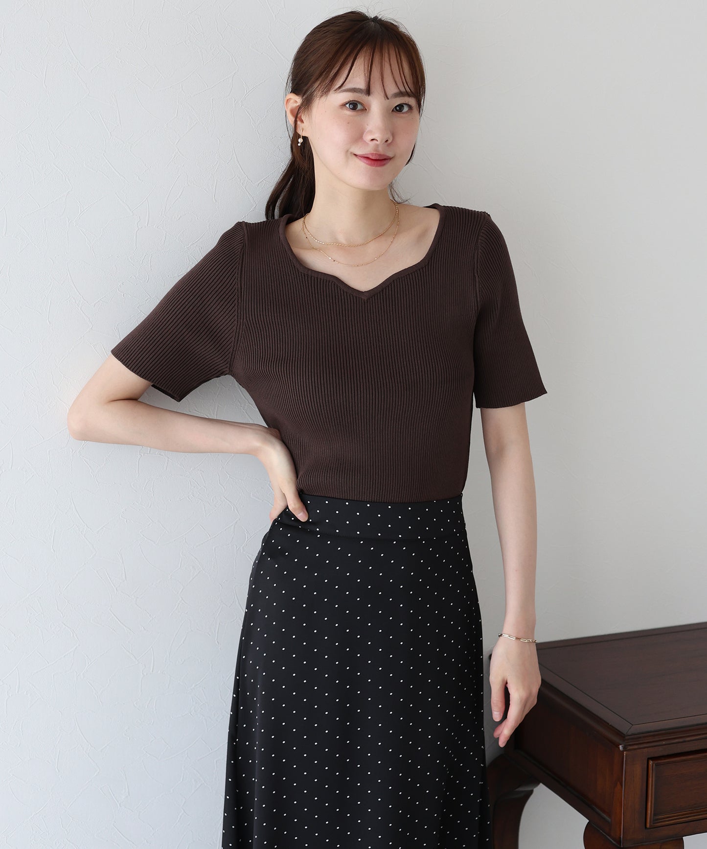 【TIME SALE】ハートネックリブニット