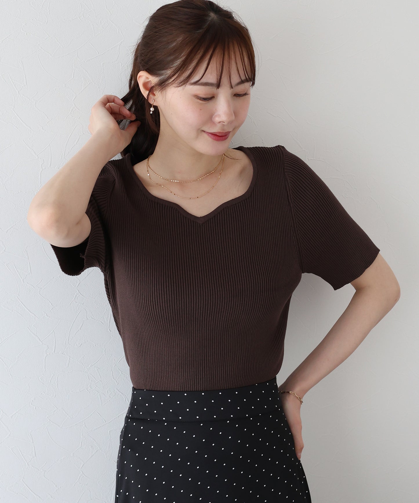 【TIME SALE】ハートネックリブニット