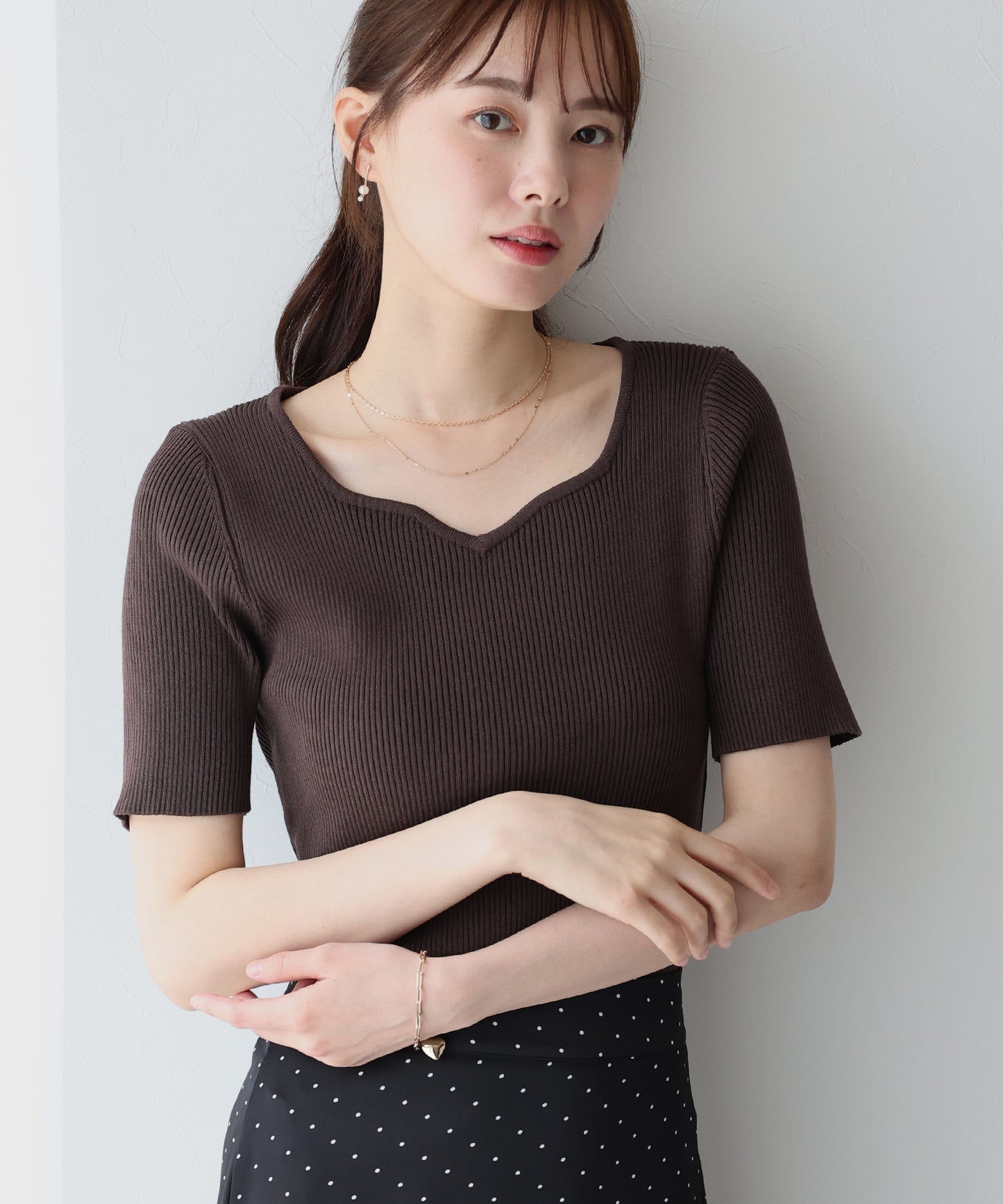 【TIME SALE】ハートネックリブニット