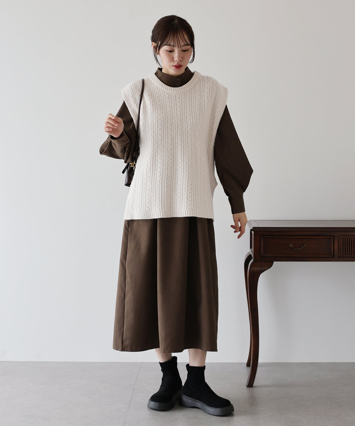 【TIME SALE】ケーブルオーバーニットベスト