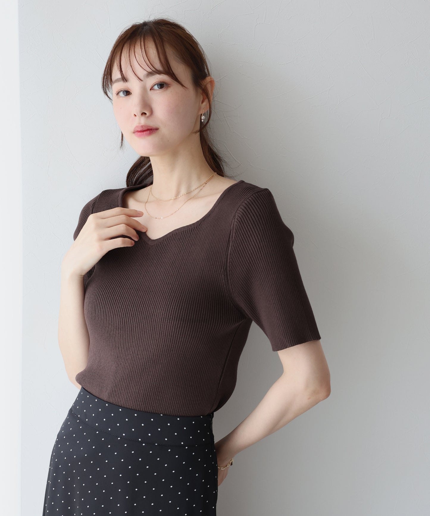 【TIME SALE】ハートネックリブニット