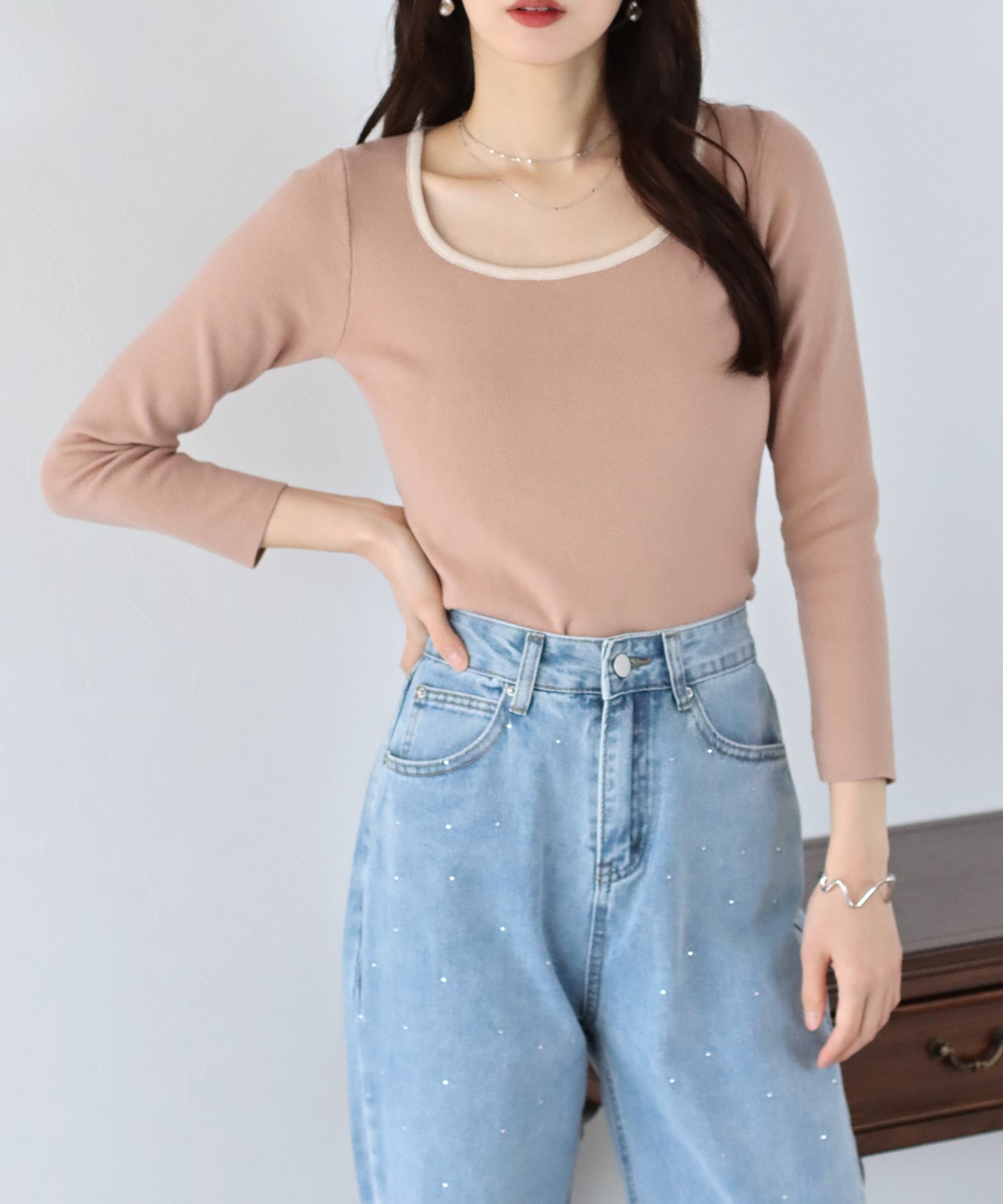 【SALE】襟元配色パイピングニット