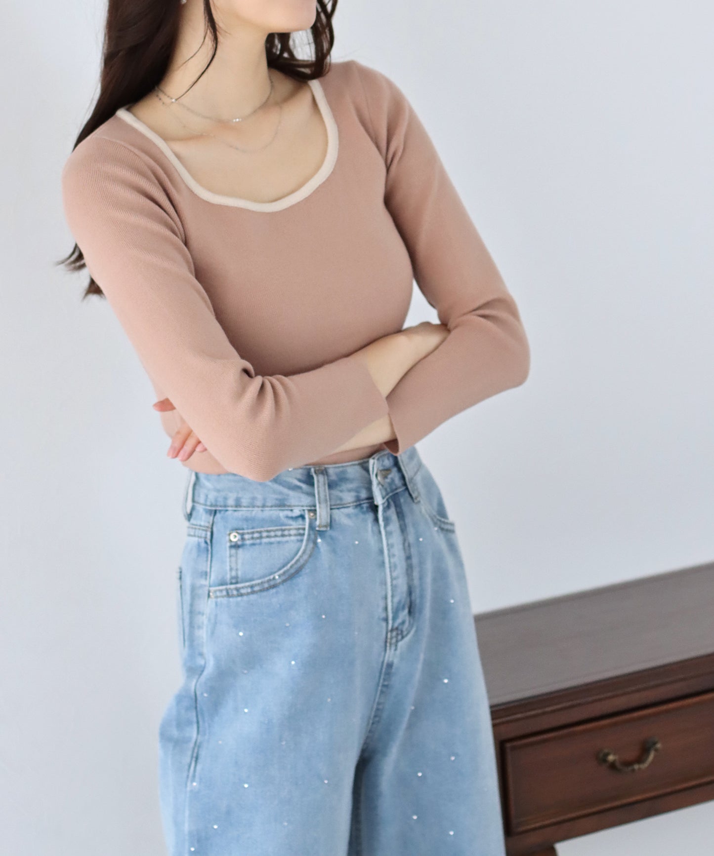 【SALE】襟元配色パイピングニット
