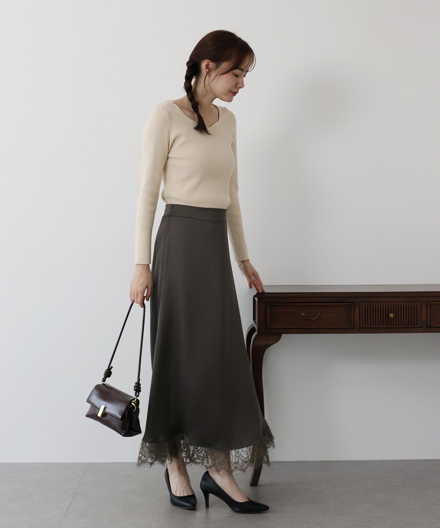 【早割5%OFF】レース切替サテンマーメイドスカート