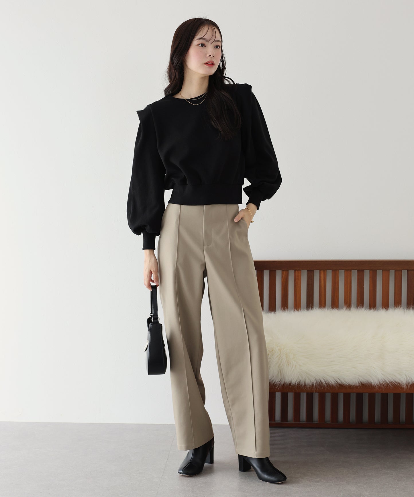 【TIME SALE】変形ショルダースウェット