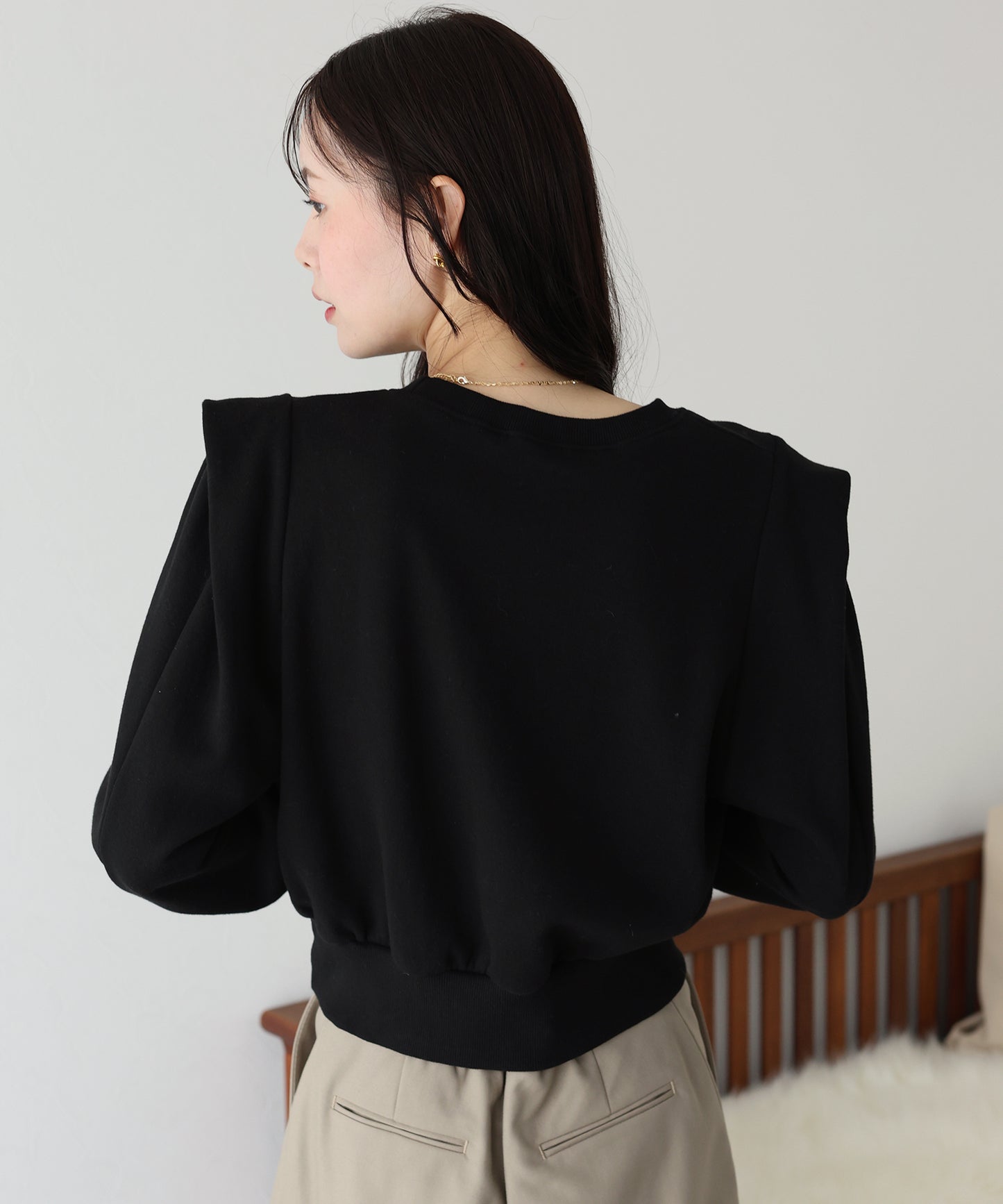 【TIME SALE】変形ショルダースウェット
