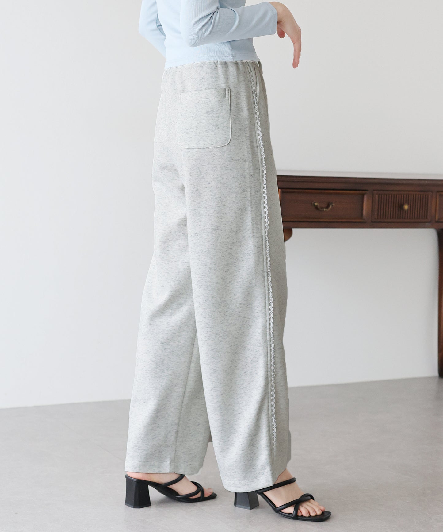 【SALE】サイドレーススウェットパンツ