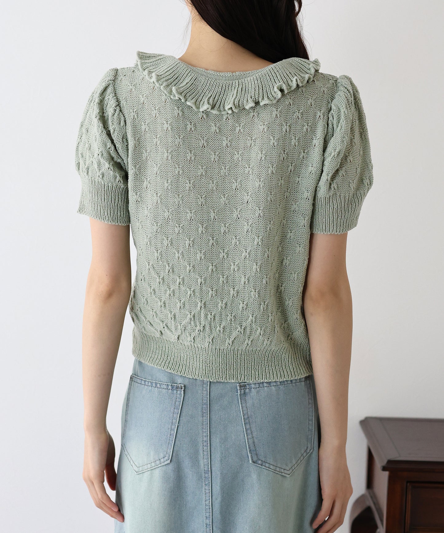 【SALE】フリル襟かぎ編みニット
